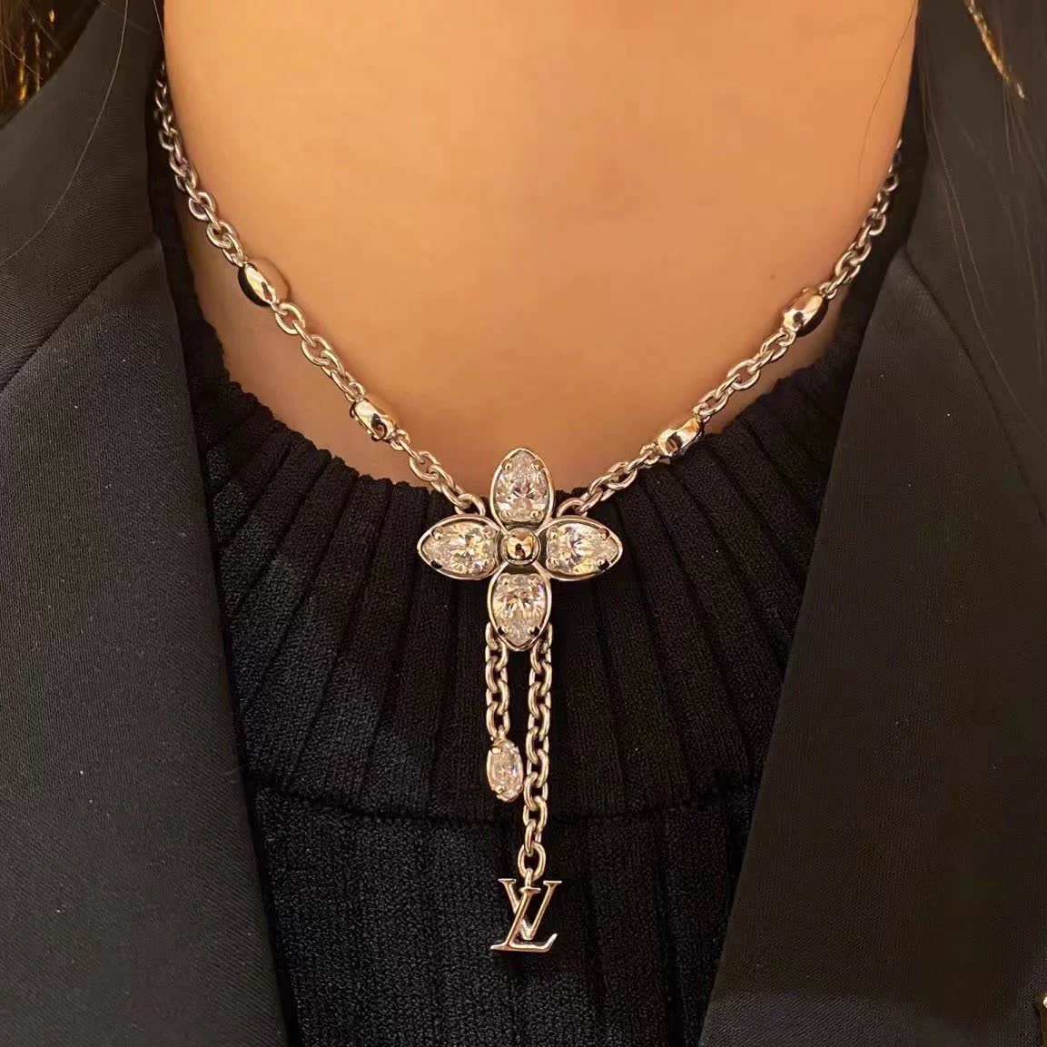 Louis Vuitton Silver Flower Necklace with Diamonds